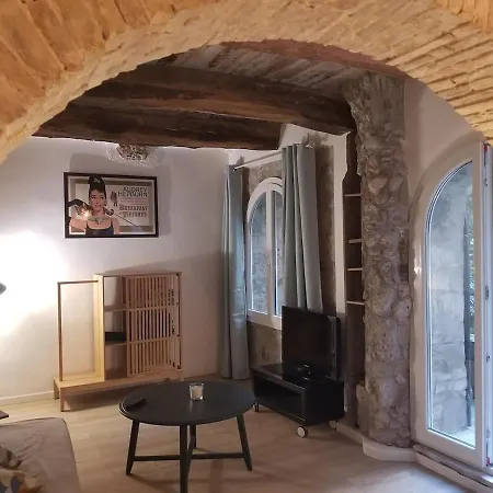 De Charme Dans Un Ancien Moulin à Huile D'olive Apartamento *